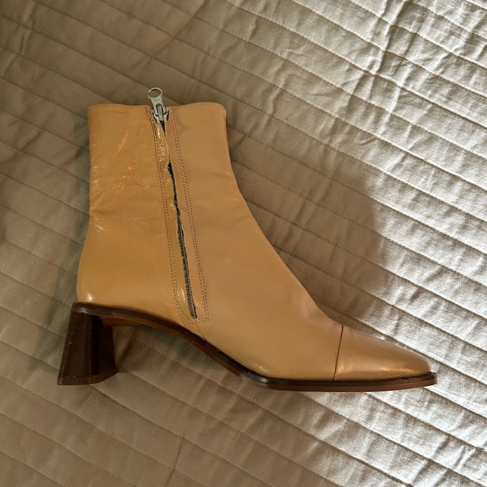 L'INTERVALLE Tan Ankle Booties with Square Toe - Picture 9 of 10